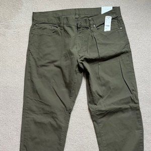 Brooks Brothers mens jeans, Olive green